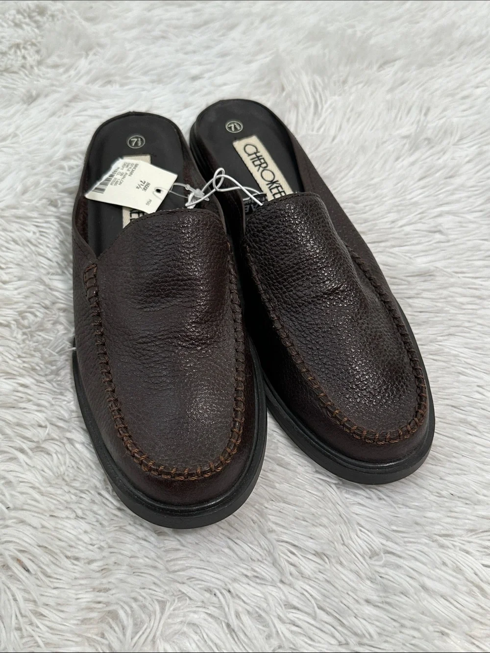 🥕 NWT CHEROKEE Leather Loafer